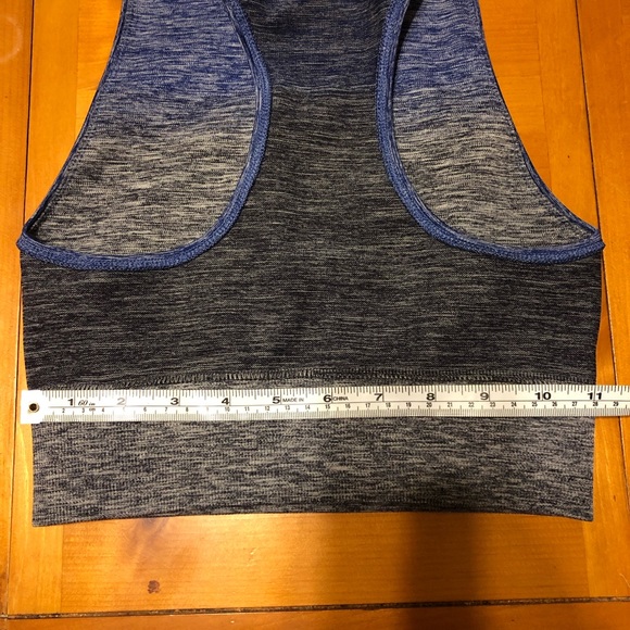 COPY - Lululemon Crop Top - Picture 3 of 5